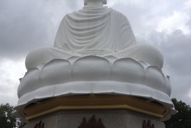 越南芽庄龙山寺