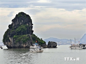 意大利媒体赞美越南下龙湾风景