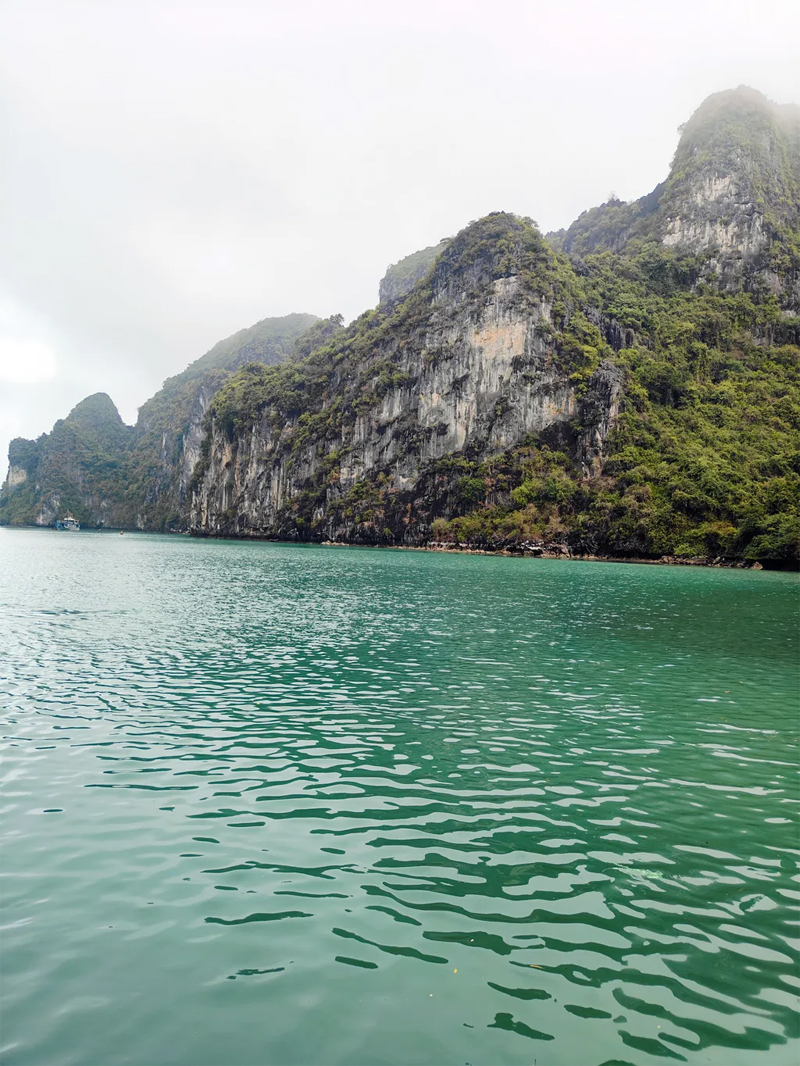“海上桂林”越南下龙湾的浪漫邂逅 你将收获一段难忘的旅程