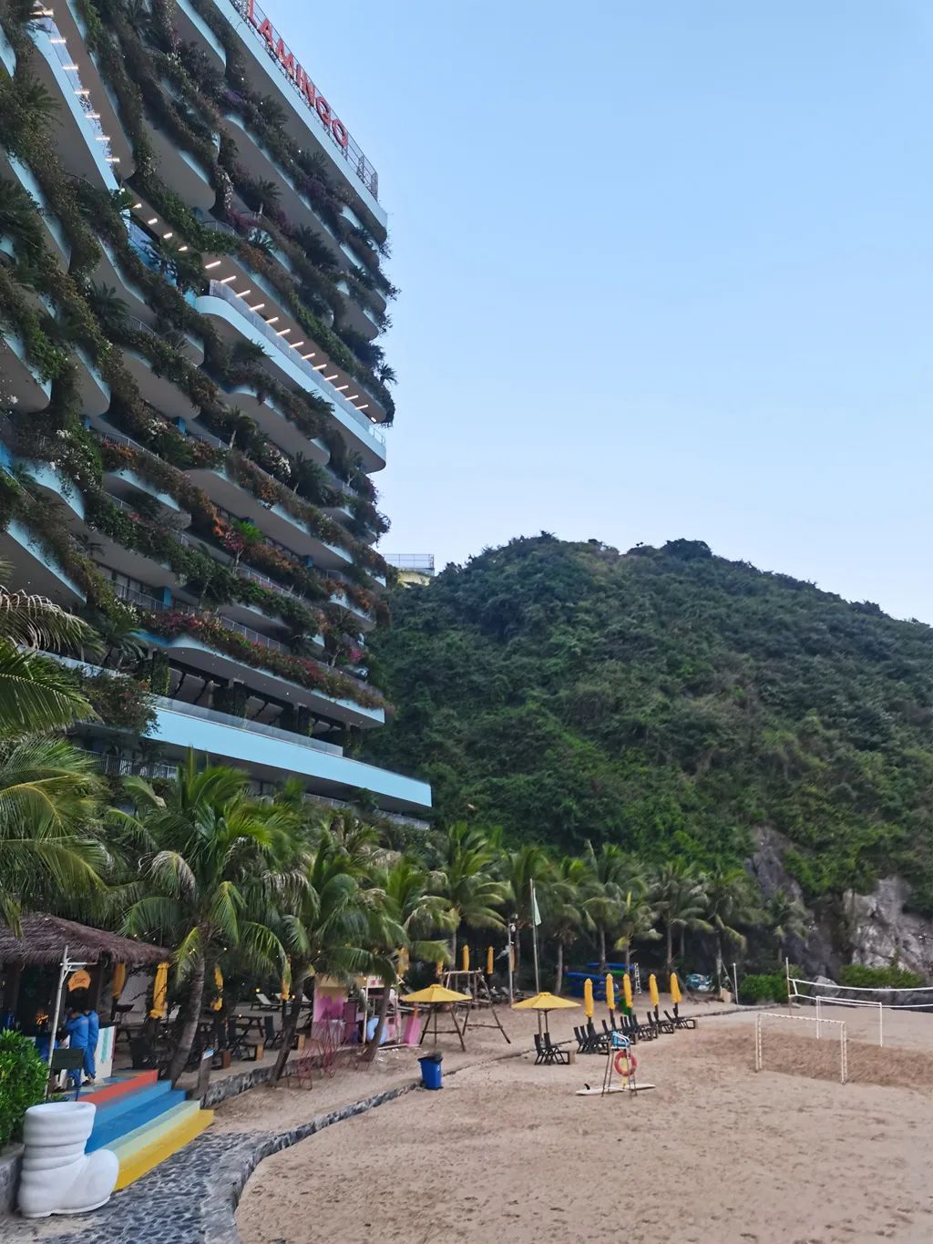 越南吉婆岛探秘之旅：从喀斯特地貌山林到碧蓝海湾的沉浸体验，解锁越南秘境海岛风光