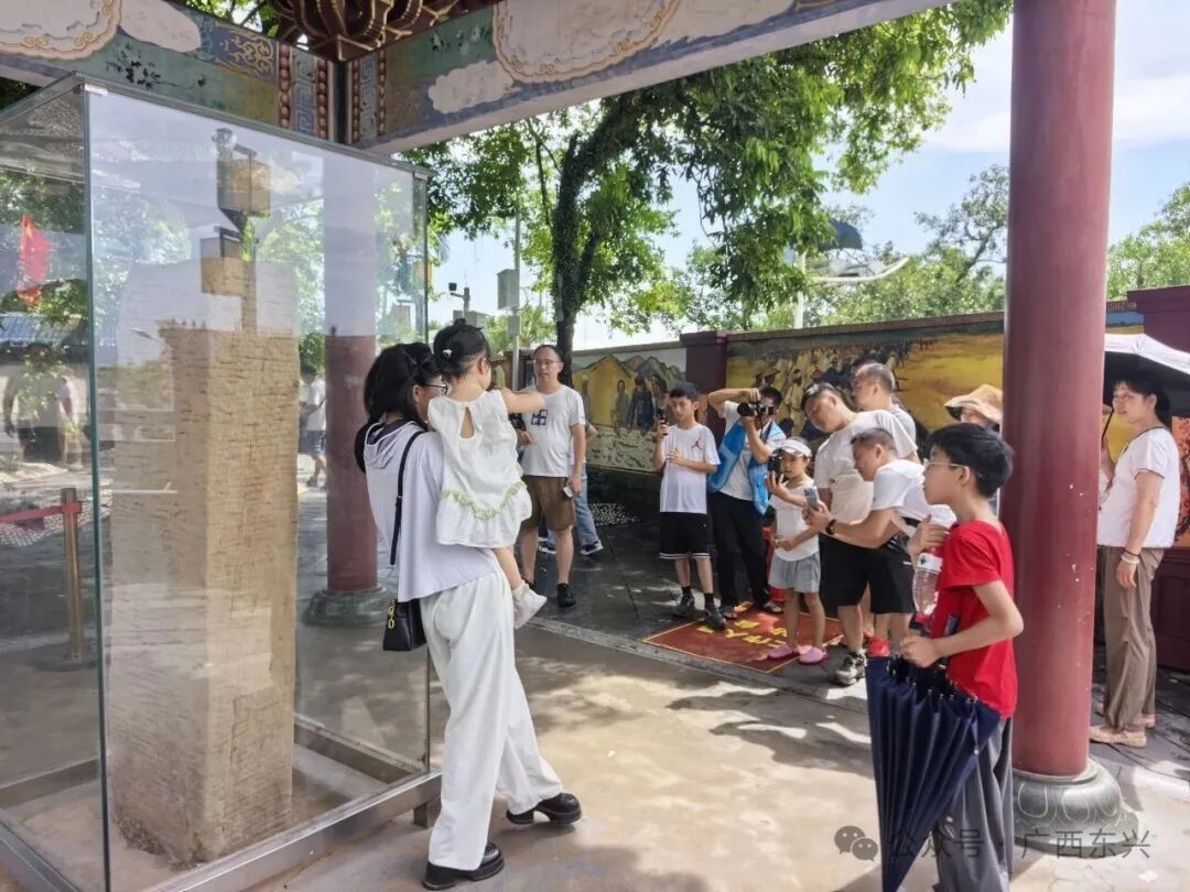 边海游持续升温!东兴旅游市场人气旺
